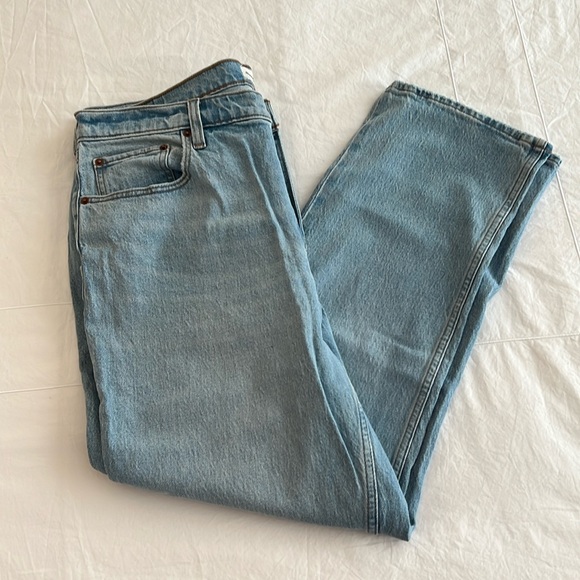 Abercrombie Mid Rise Jean - Picture 1 of 2